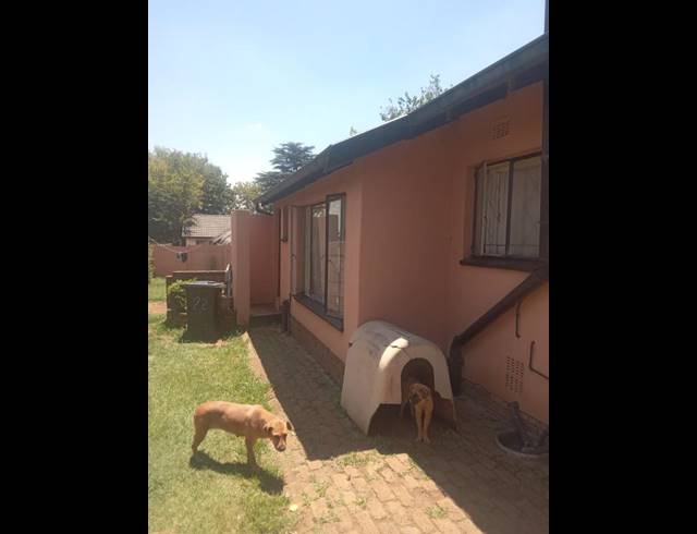 3 BEDROOM HOUSE FOR SALE IN LEONDALE